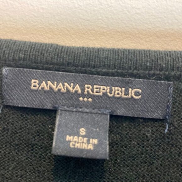 Banana Republic Black Classic Crossover Ruffle Sweater - Size S - Picture 4 of 7